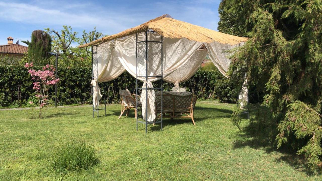 Appartamento Lussuoso 2 In Villa Riccardo Barga Dış mekan fotoğraf